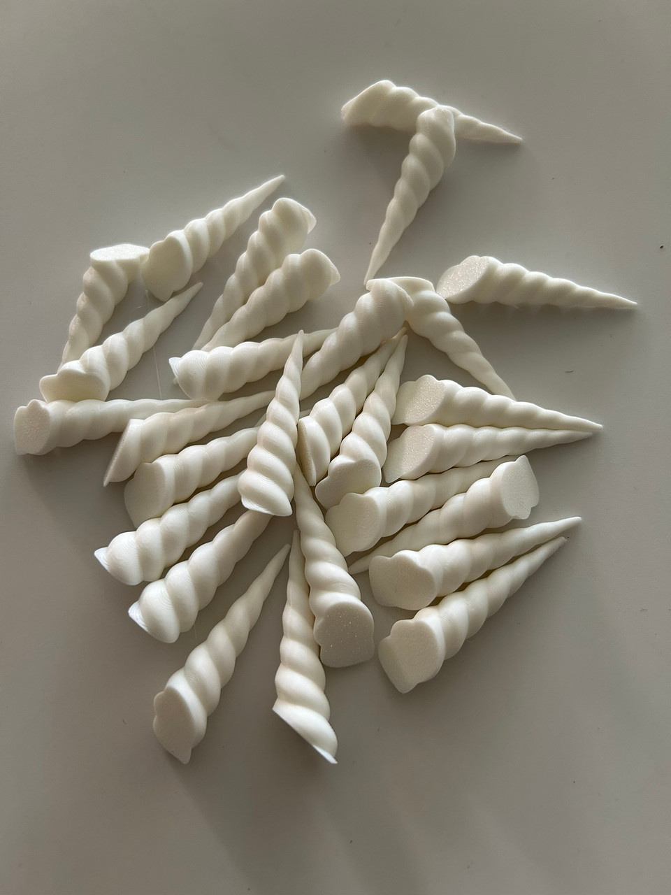 White Unicorn Horns - 10 pack 3d