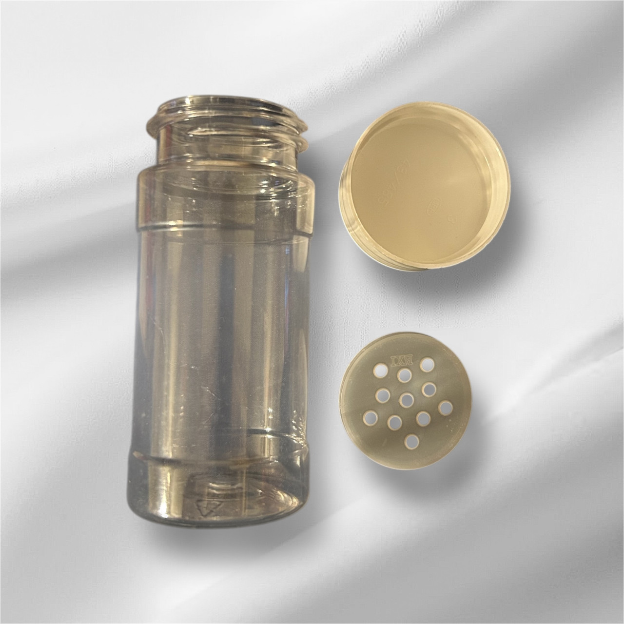 Plastic spice bottle w shaker top
