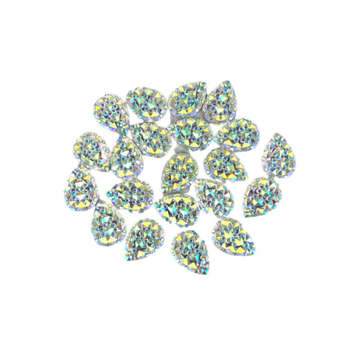 Small Teardrop w/ Clear Crystals - 1 teaspoon (37 gems aprox)