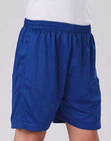 Adults' soccer shorts in a vibrant blue colour, featuring an elastic waistband and a sleek design.
