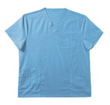 A men's scrub top in a light blue colour, featuring a v-neck and multiple pockets. Equipped with a logo.