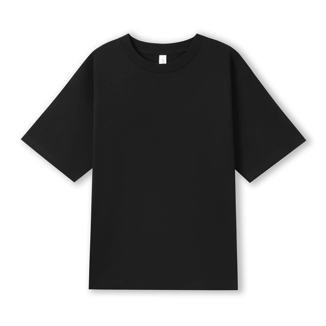 A black unisex oversize easy-fit T-shirt in 4XL and 5XL sizes, featuring a logo.