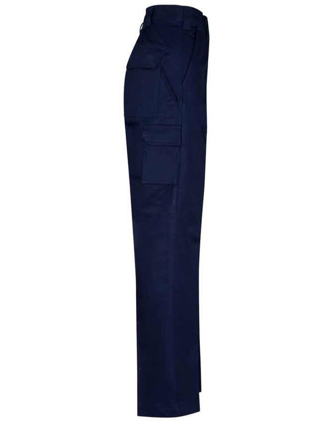 Navy work pants featuring multiple side pockets and a long fit design. Includes a branding logo.
