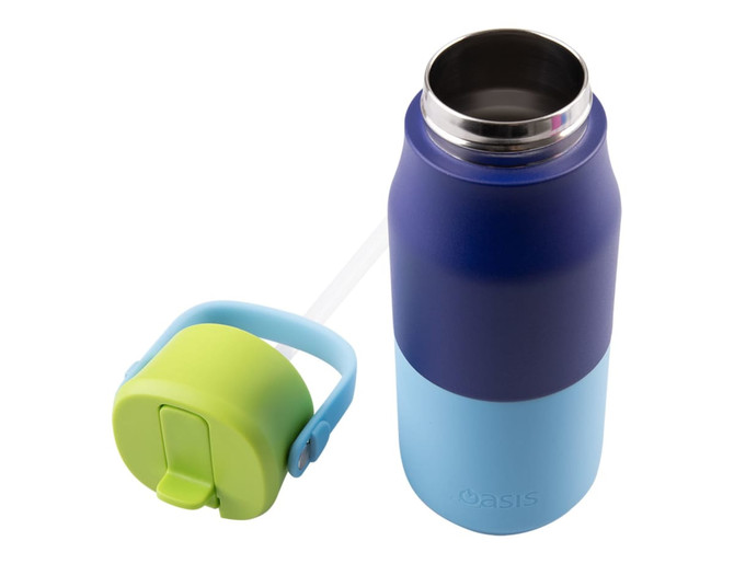 A drink bottle with a dark blue and light blue body, featuring a green lid and a straw. It has a brand logo.