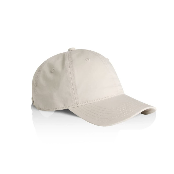 A beige cap with a curved brim and a logo on the side. Suitable for headwear promotions.