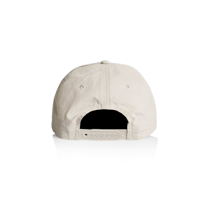 A white nylon cap featuring an adjustable strap at the back and a discreet logo.