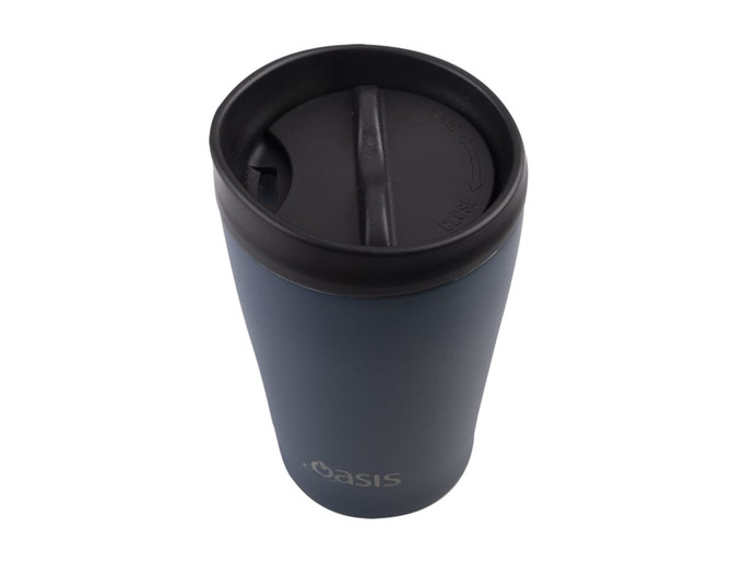 A drink bottle featuring a dark blue exterior, a black lid, and a logo on the side.