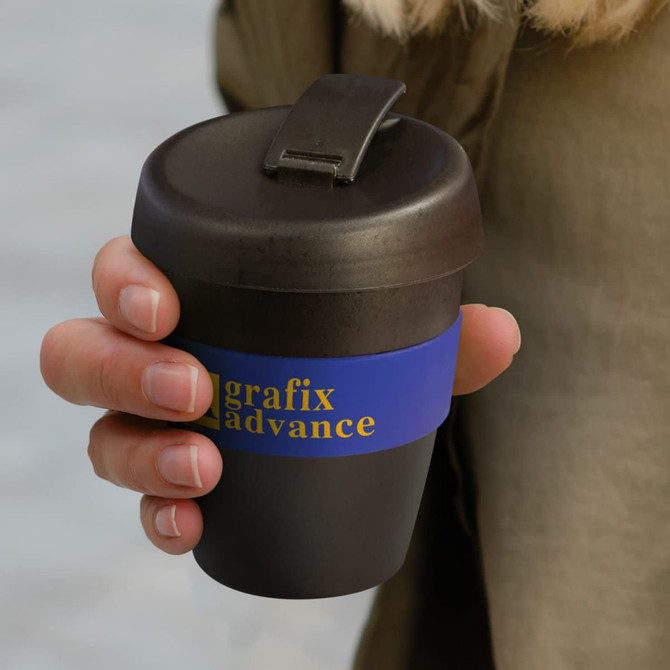 A drink bottle with a black body and blue band, featuring a lid and a logo.