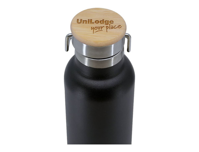 A drink bottle in black with a silver lid and a wooden top featuring a logo.