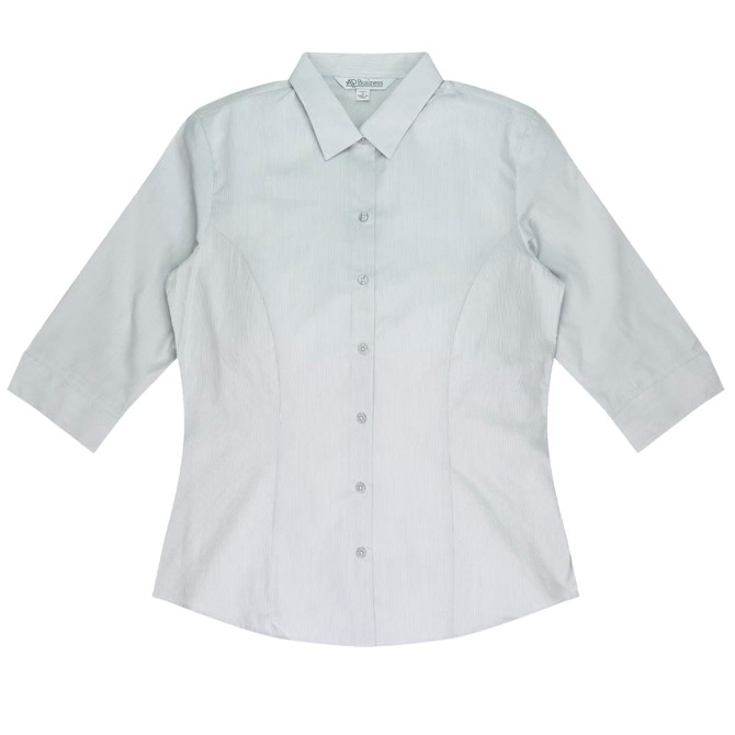 Light grey button-up shirt with 3/4 sleeves, featuring a tailored fit and a logo on the collar.