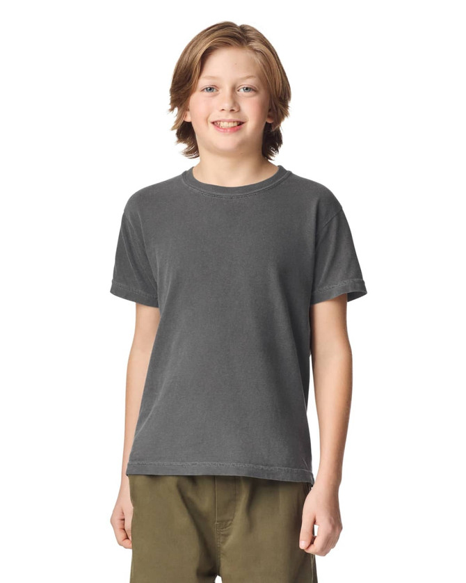 A youth short sleeve T-shirt in dark grey, featuring a classic crew neckline and has a logo.