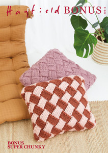 Bonus Super Chunky Checkerboard Cushions Knitting Pattern - Advanced Level Bonus Super Chunky Checkerboard Cushions Knitting Pattern - Advanced Level