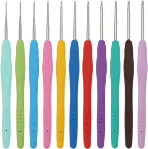 Clover Amour Crochet Hook in different sizes Clover Amour Crochet Hook in different sizes