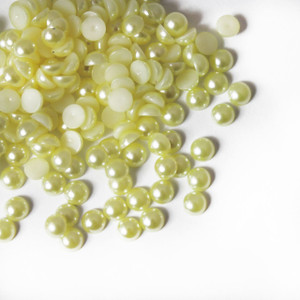 Flat back Pearls - Light Yellow