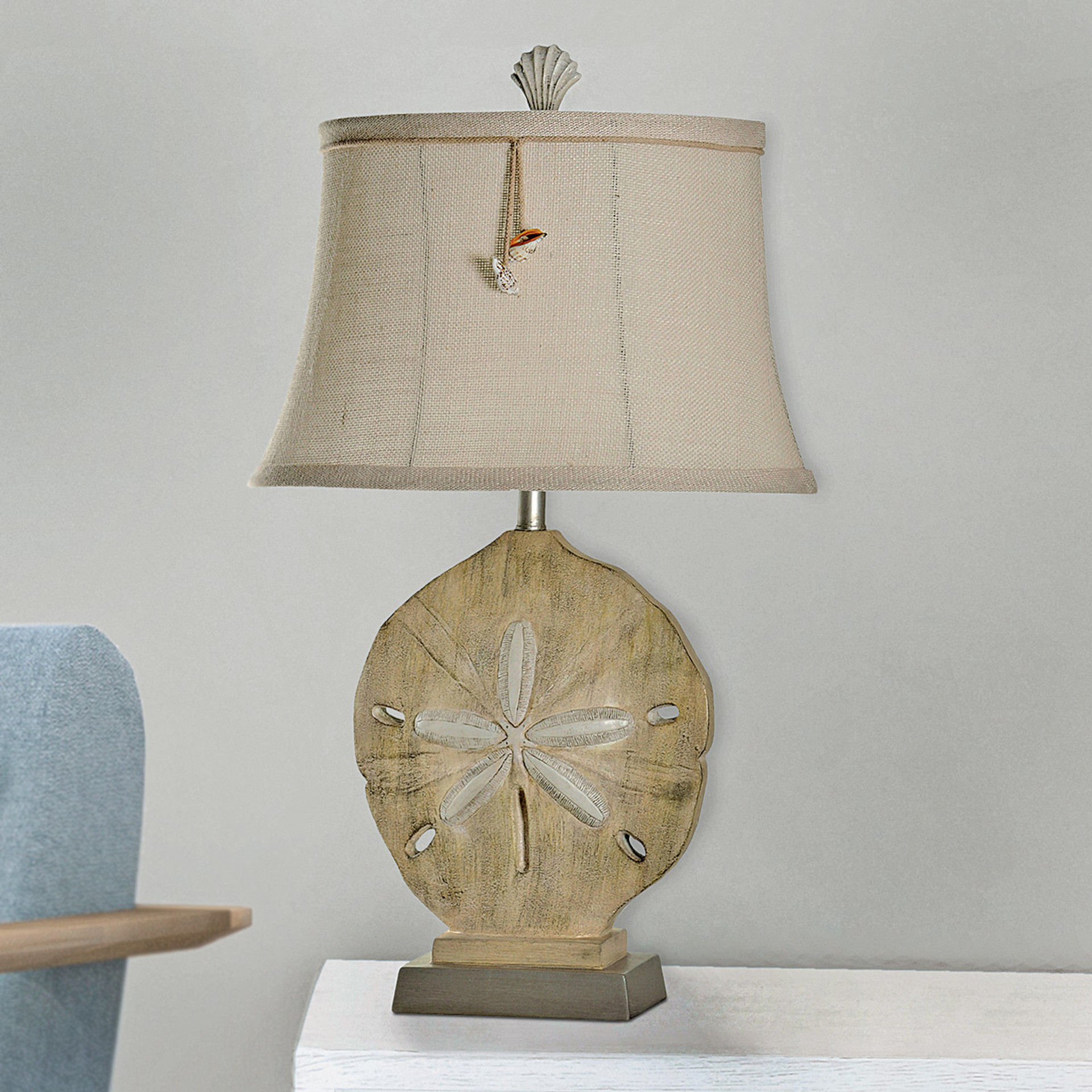 Silver Accented Sand Dollar Table Lamp OVERSTOCK Bella Coastal Decor