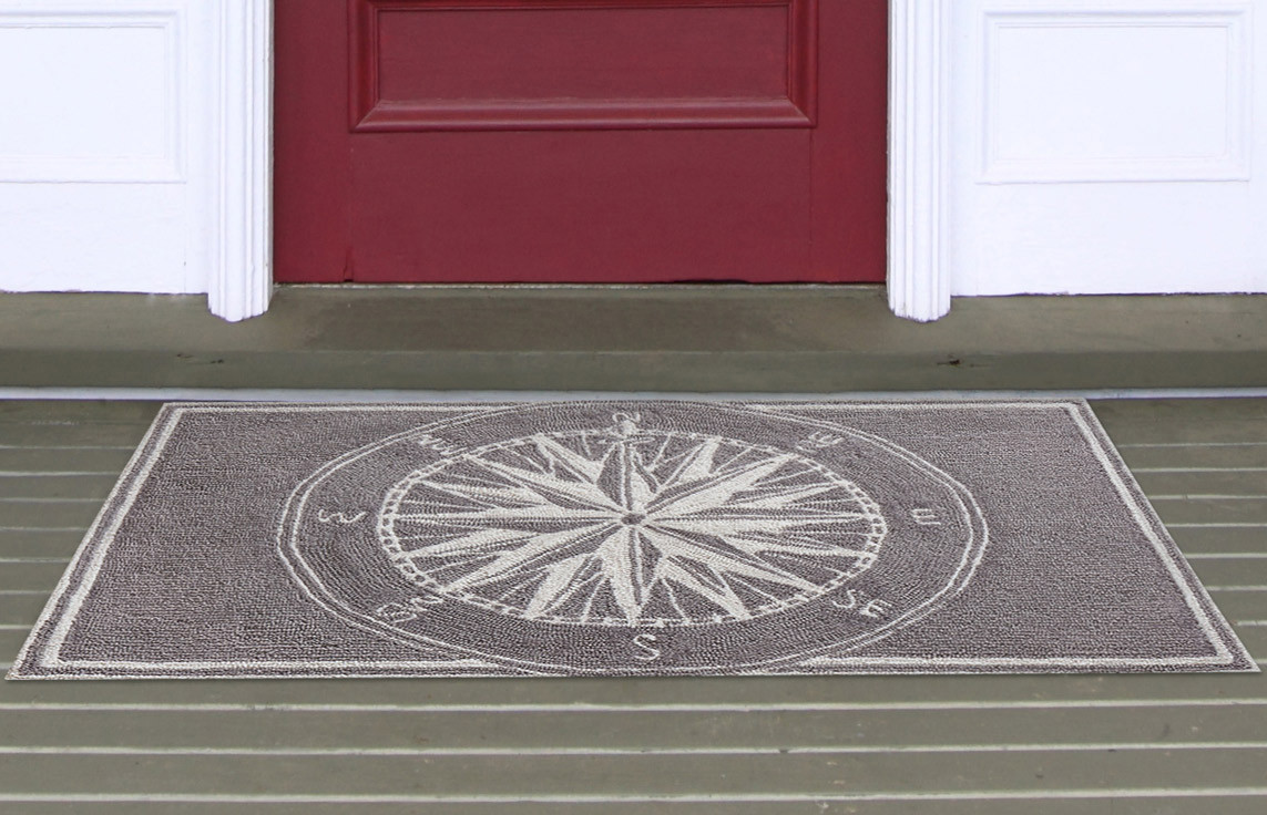 Skipper's Compass Gray Indoor/Outdoor Rug - 3 Ft. Round | Bella Coastal ...