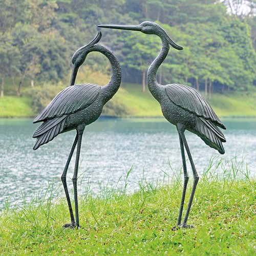 Regal Couple Garden Statuary - OUT OF STOCK UNTIL 07/16/2024