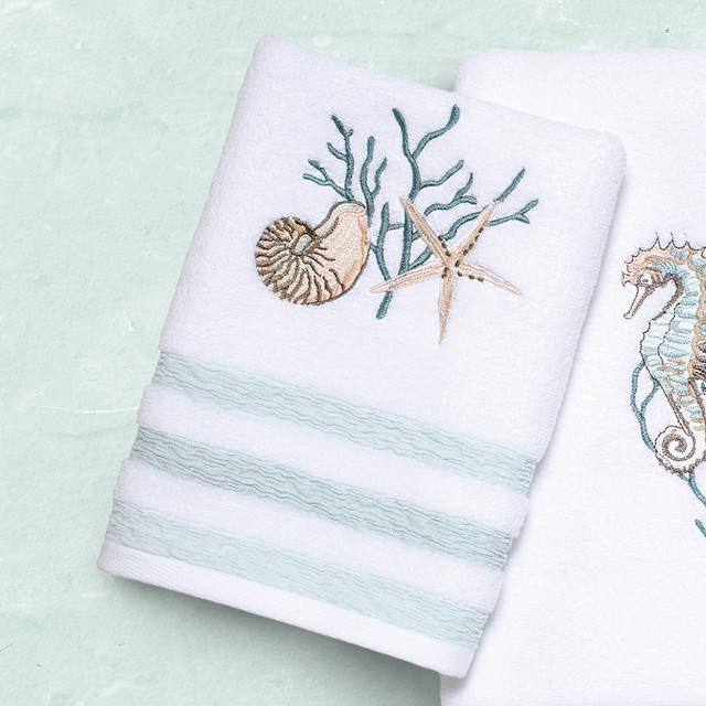 BeachThemed Hand TowelsSet of 2 Nautique Dream Hand Towels Bella