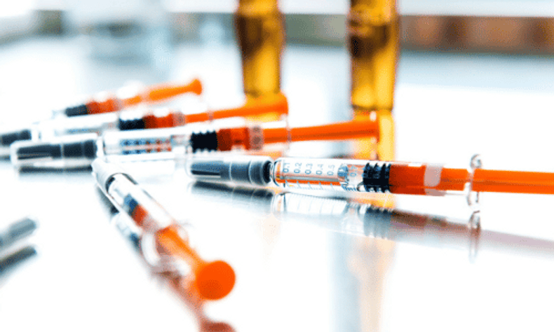 How to Handle Syringe Use When You’re Away from Home Overnight