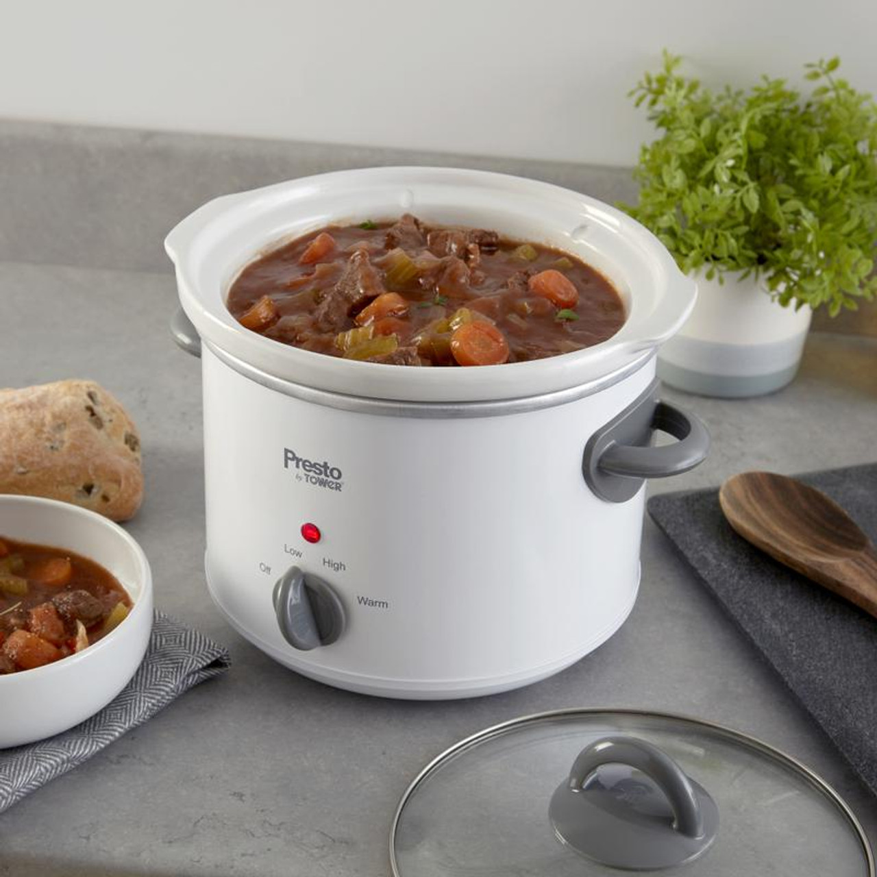 A Mini Slow Cooker Is the Key to Weeknight Cooking for One