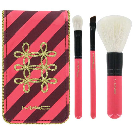 MAC Nutcracker Sweet Essential Brush Kit MAC Nutcracker Sweet Essential Brush Kit