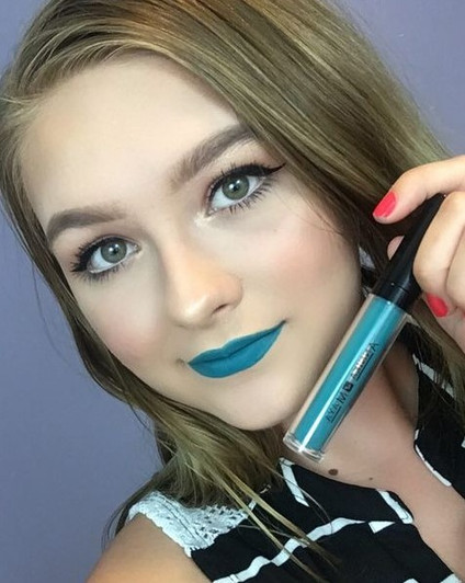 Annika Maya Liquid Lipstick Matte Style Shot Annika Maya Liquid Lipstick Matte Style Shot