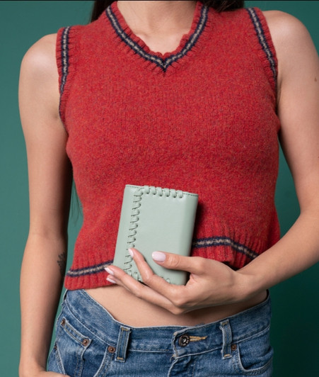 Jen & Co Logan Whipstitch Tri-fold Wallet style shot 2 Jen & Co Logan Whipstitch Tri-fold Wallet style shot 2