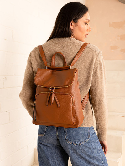 Jen & Co Everlee Convertible Backpack style shot 2