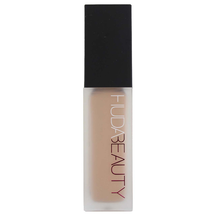 Huda beauty concealer cheap