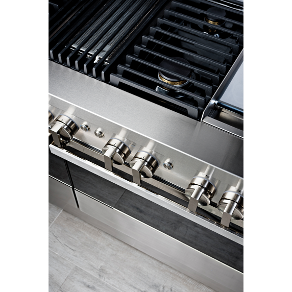 Jennair® NOIR™ 48 Dual-Fuel Professional-Style Range with Chrome-Infused Griddle and Grill JDRP748HM