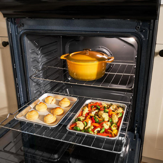 Whirlpool® 30-inch Induction Range with No Preheat Air Fry WSIS5030RV