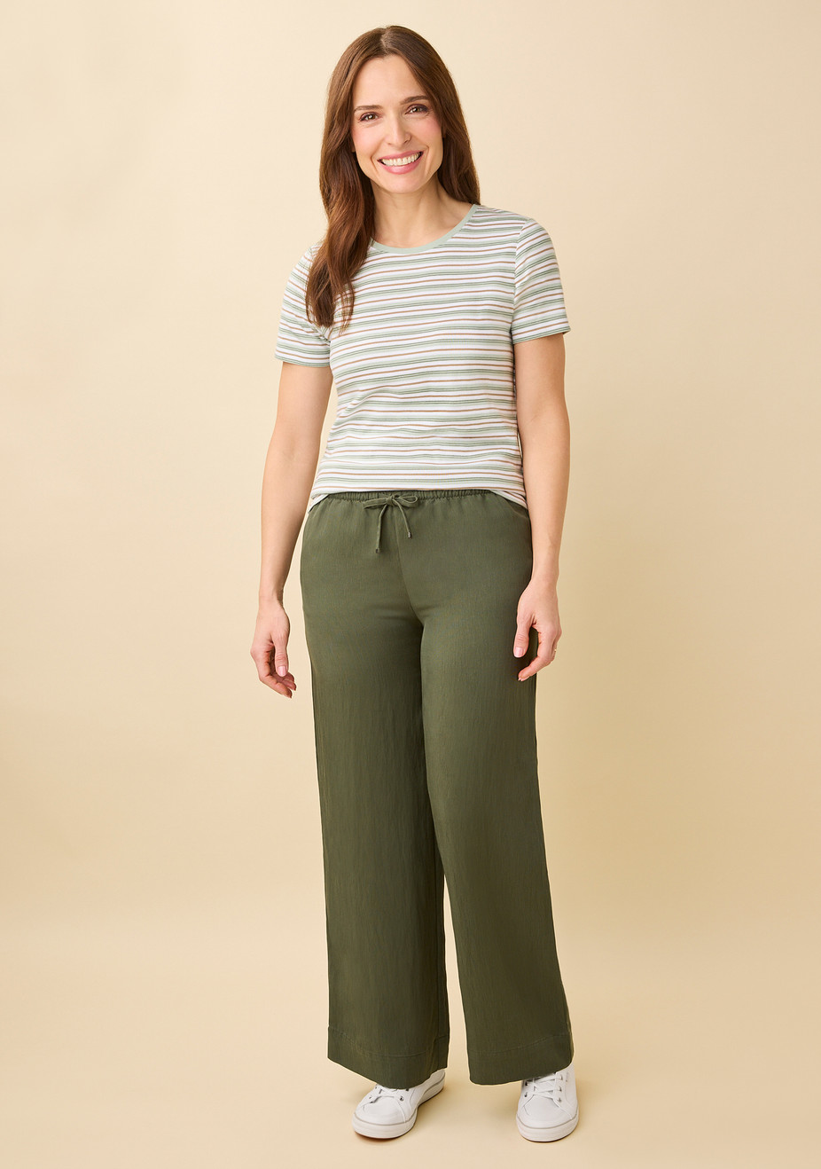 Drawstring Wide-Leg Pull-On Pant