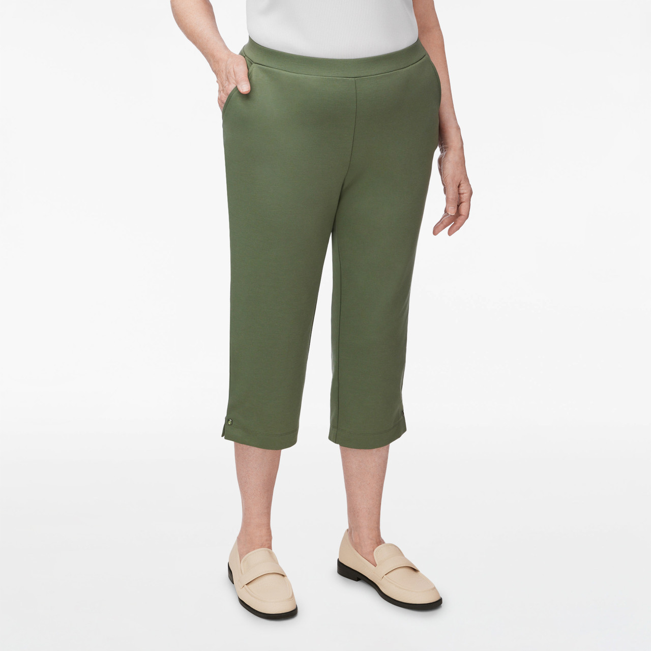 Petite - Knit Pull On Capri | Northern 