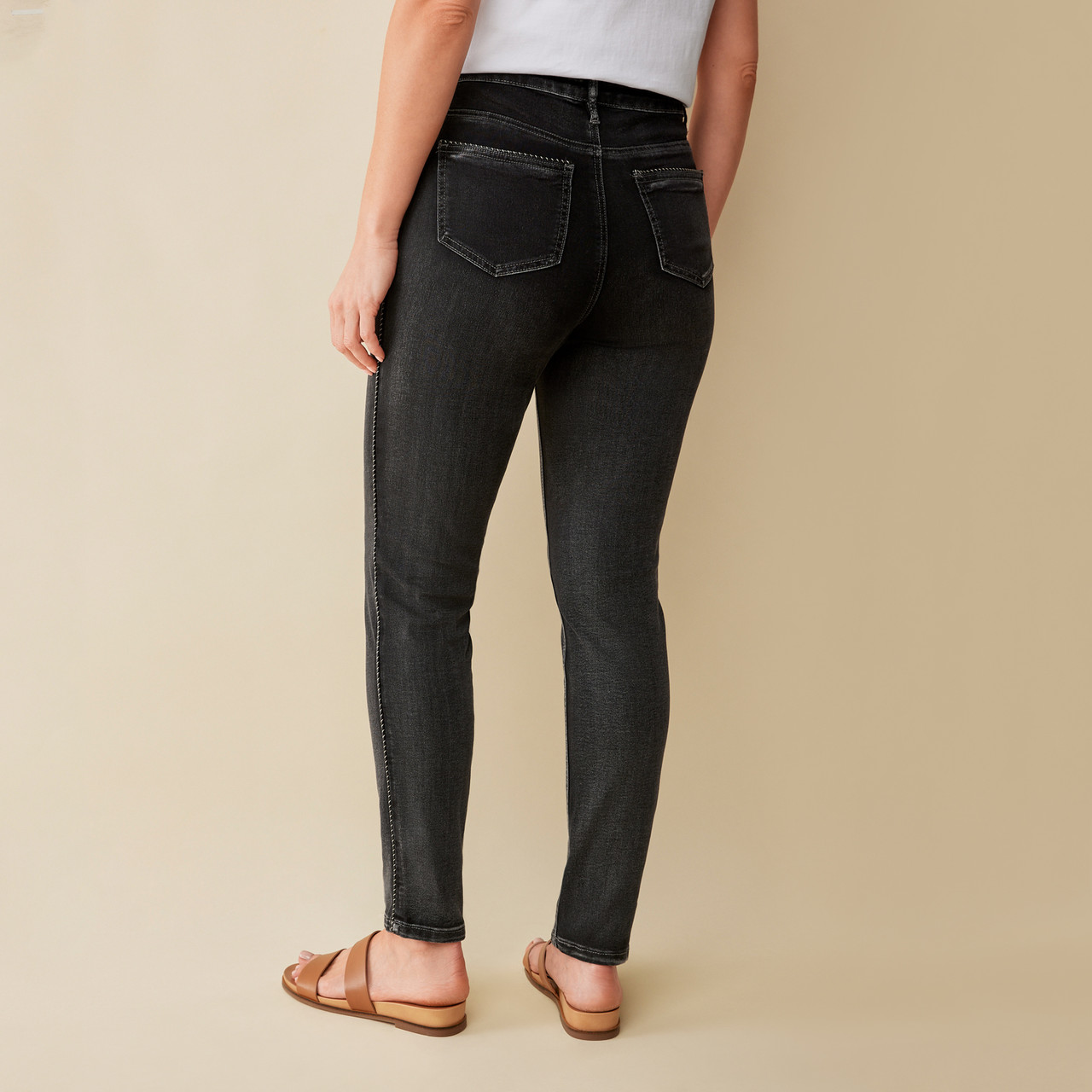 Basic Black Comfort Jean - Northern Reflections