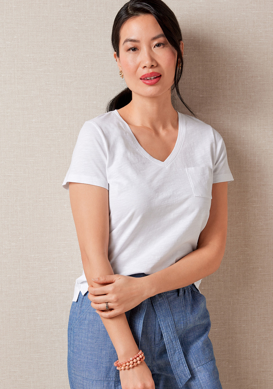 V-Neck Pocket Tee | Northern Reflections