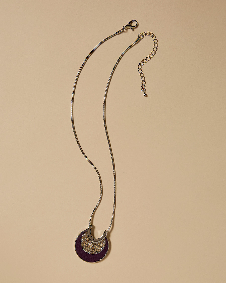 Burgundy Circle Pendent Necklace