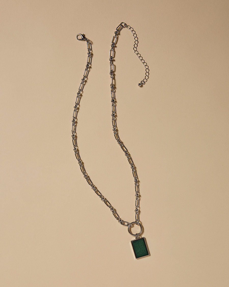 Green Pendent Necklace