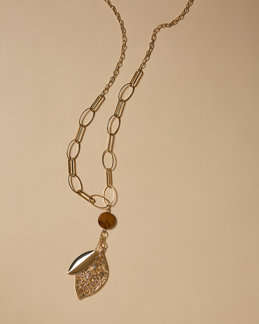 Long Leaf Pendent Necklace