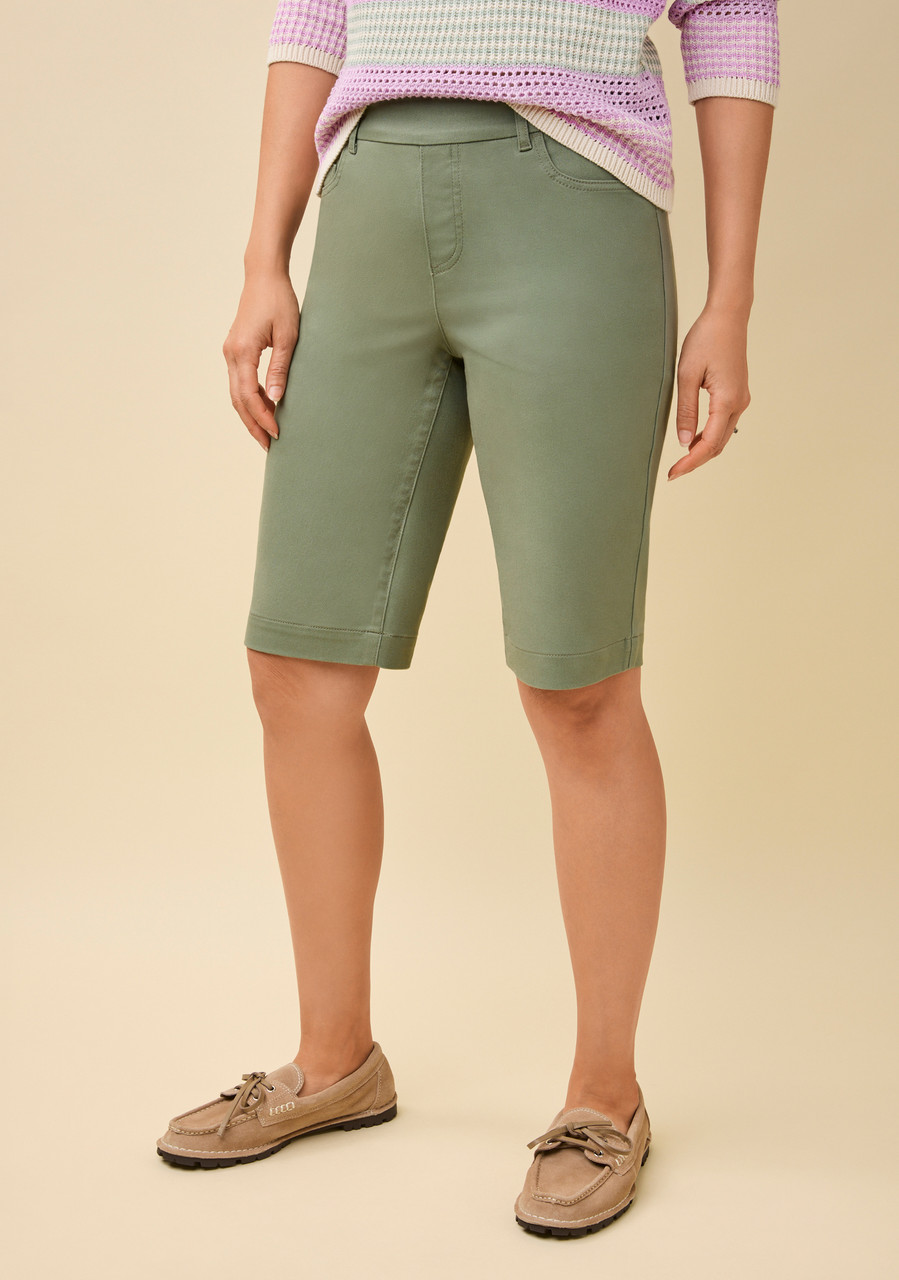 452870231 - Half Body