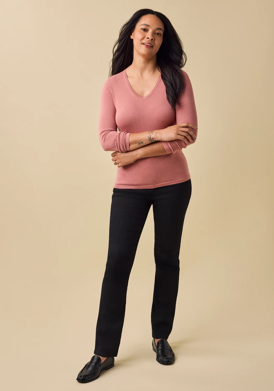 City V-Neck Pullover