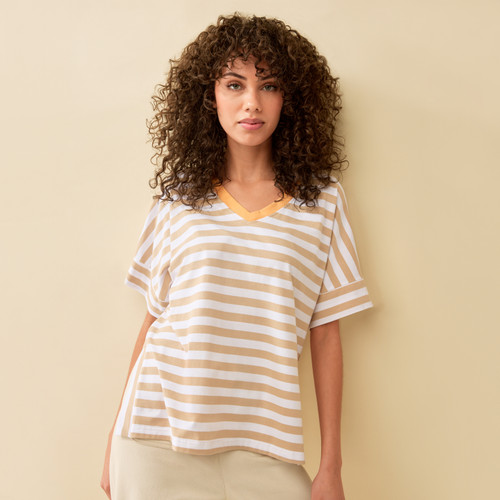 Natural Reflections® Women’s Everyday V-Neck Short-Sleeve T-Shirt |  Cabela's Canada