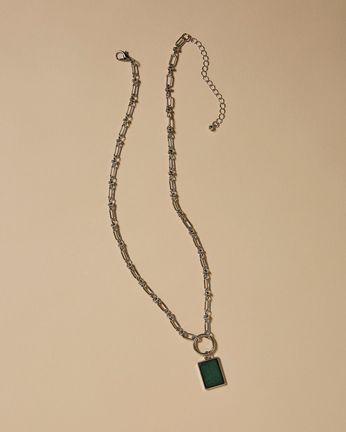 Green Pendent Necklace