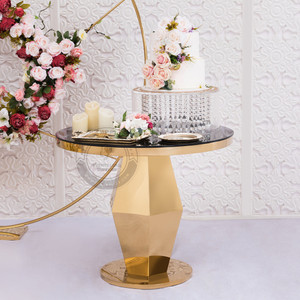 TILLIE Cake Table