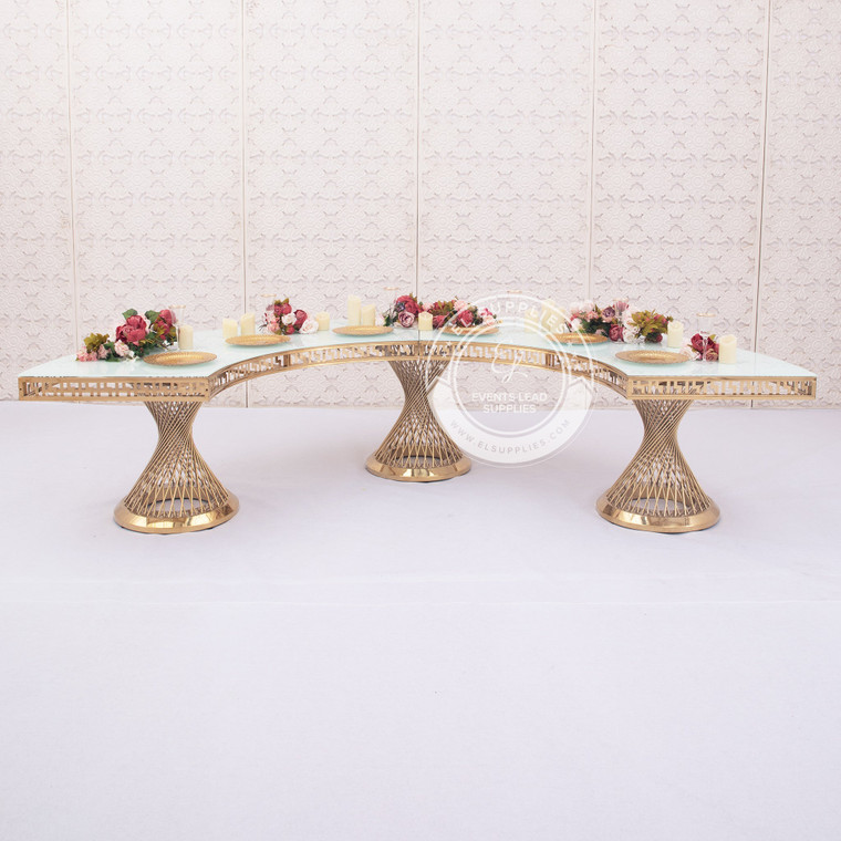 KUSCO VORAGE HALF MOON Dining Table