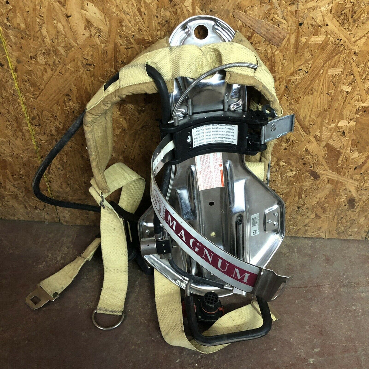 SCBA Breathing Apparatus Back Pack Regulator Harness 13003302 ISI Magnum 