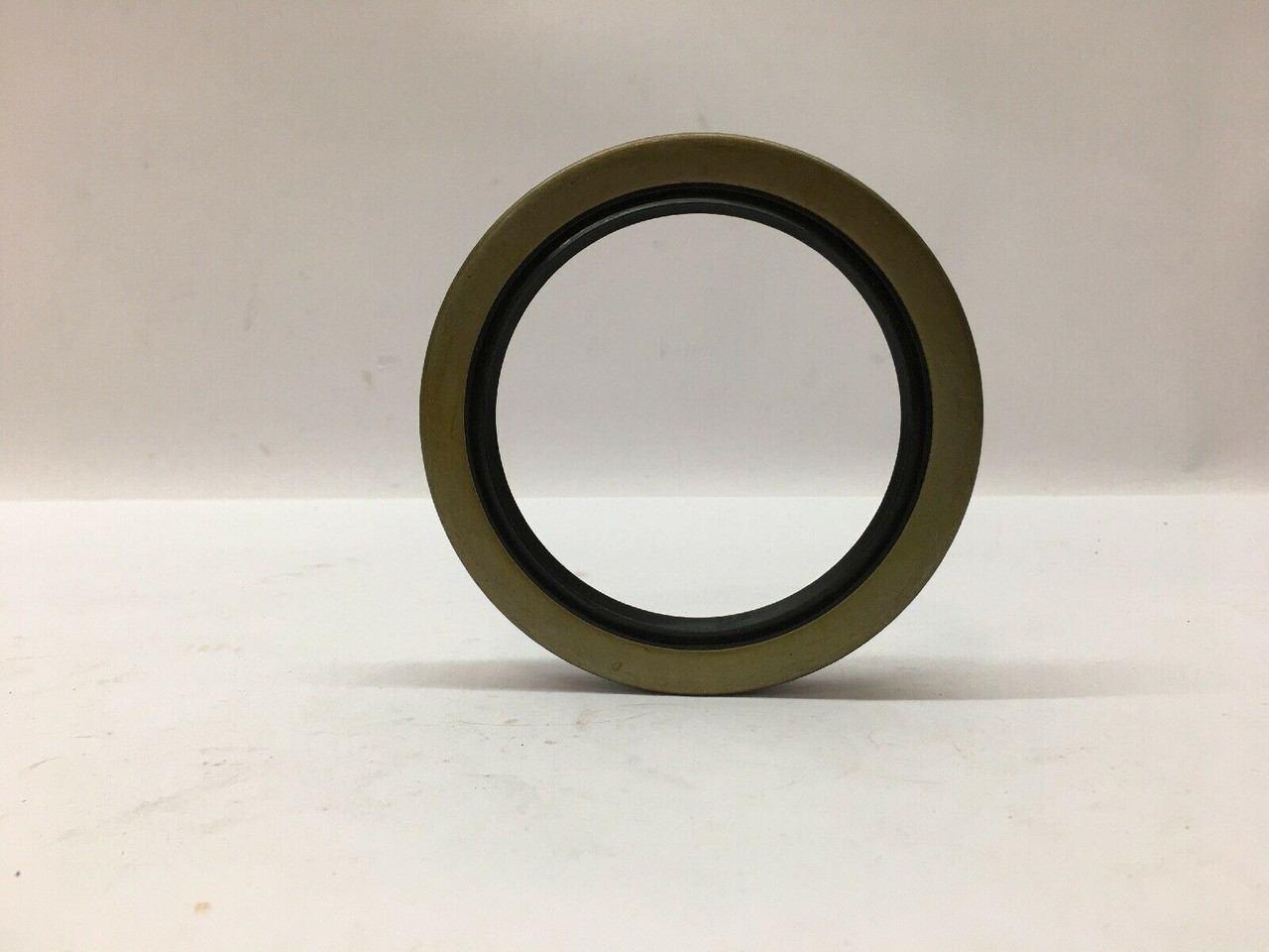 Plain Encased Seal 8376364