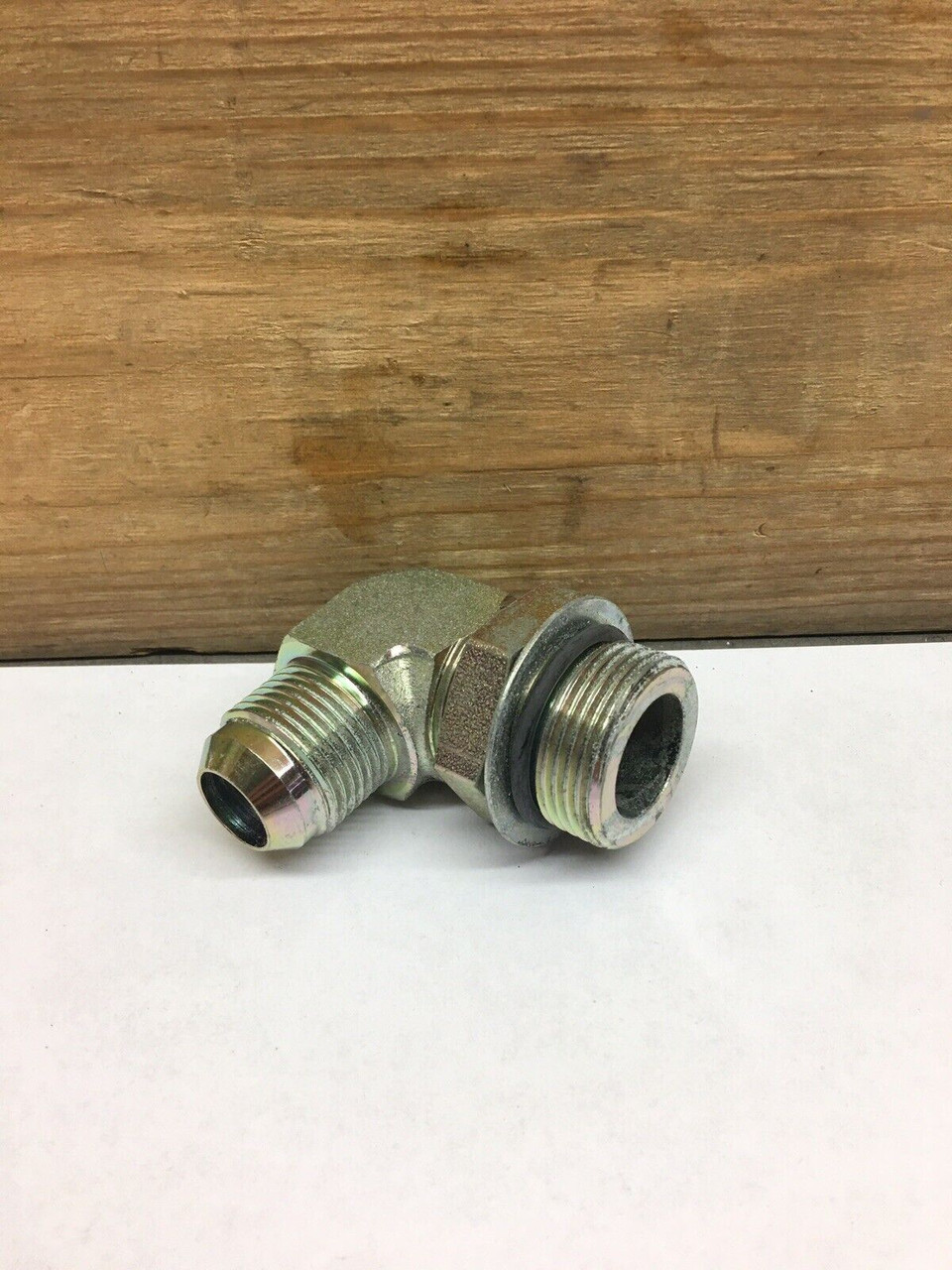 4-Way Valve 911532 Parker-Hannifin