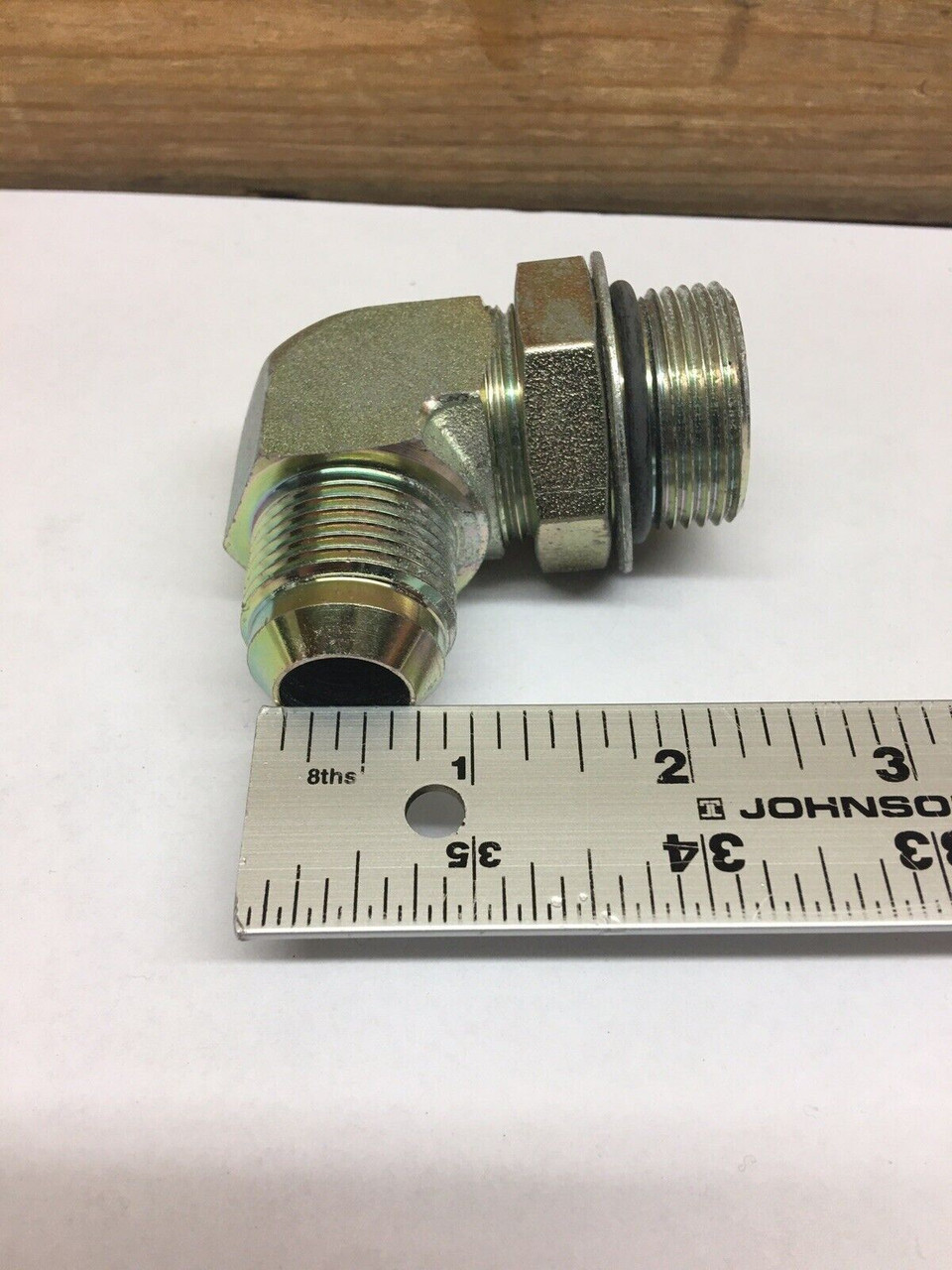 4-Way Valve 911532 Parker-Hannifin