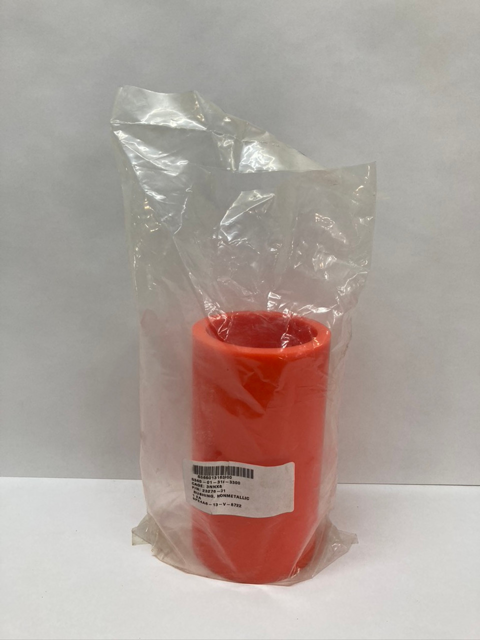 Plastic Sleeve Bushing Truck Suspension 23276-01 Hutchens, Plastic Polyethylene