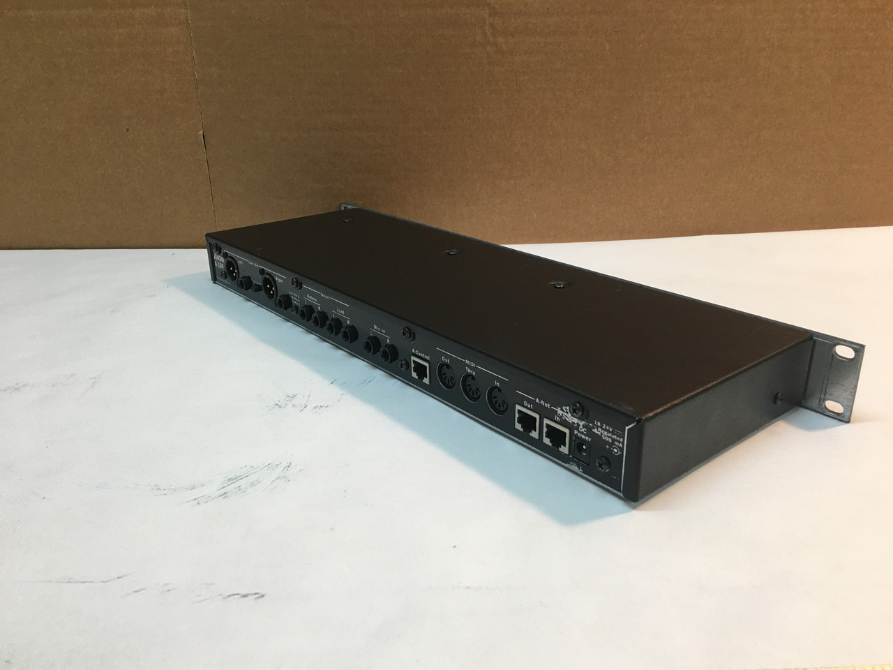 Rackmount Personal Mixing System A-16R Aviom